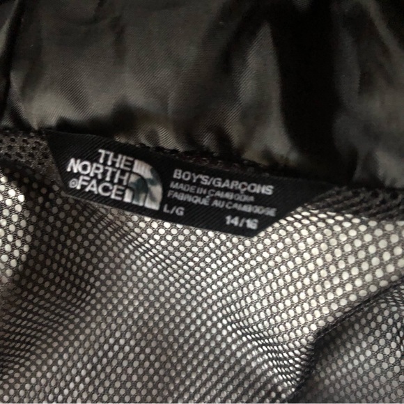 The North Face Boys Large Navy and Black Windbreaker - Picture 5 of 5